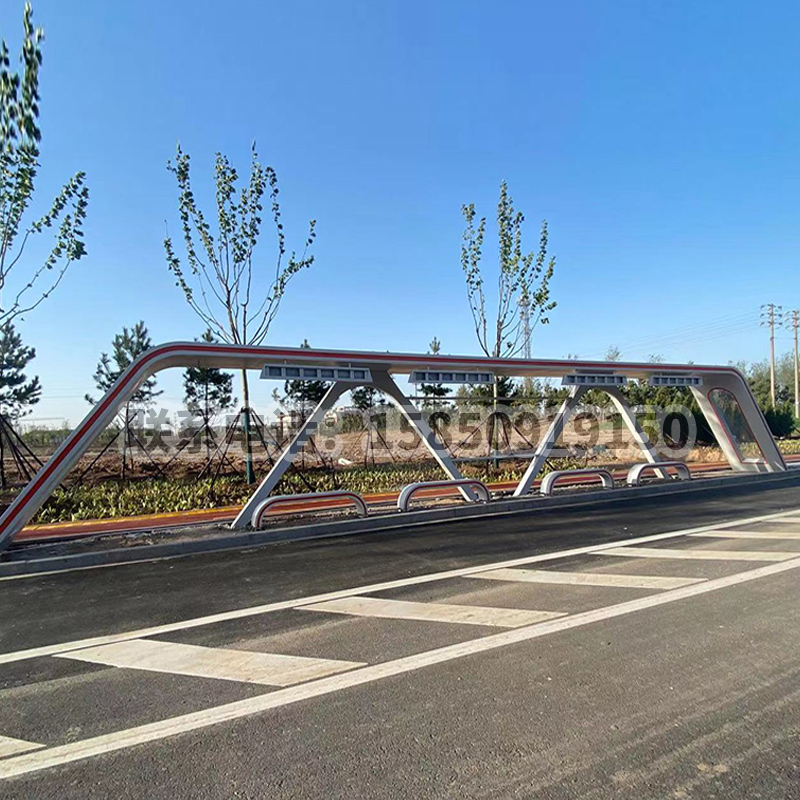 深圳候車(chē)亭安裝現(xiàn)場(chǎng)